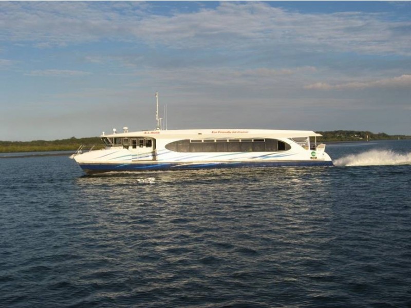 25 PRESIDENT TERRACE, Macleay Island QLD 4184