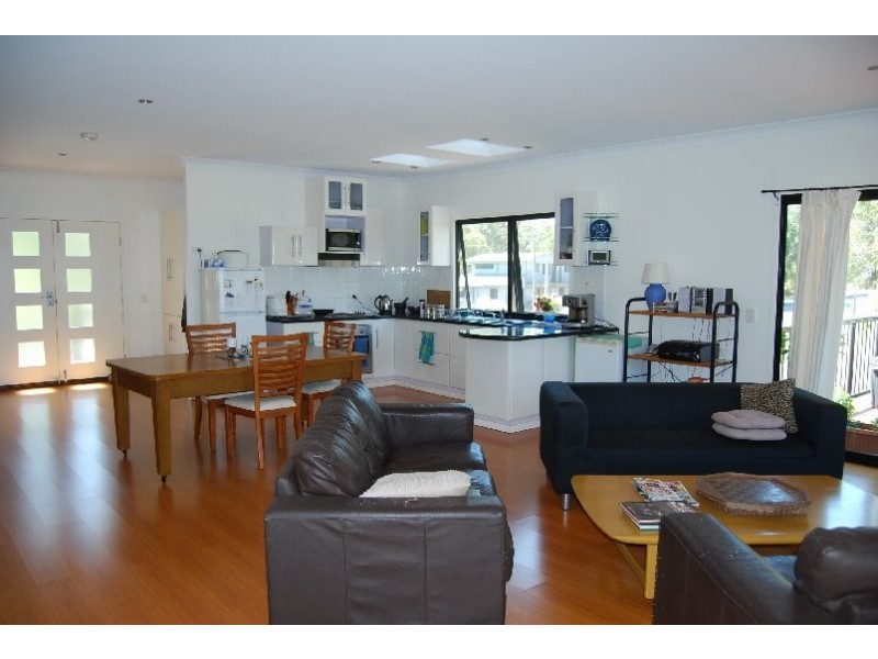 202 Kate, Macleay Island QLD 4184