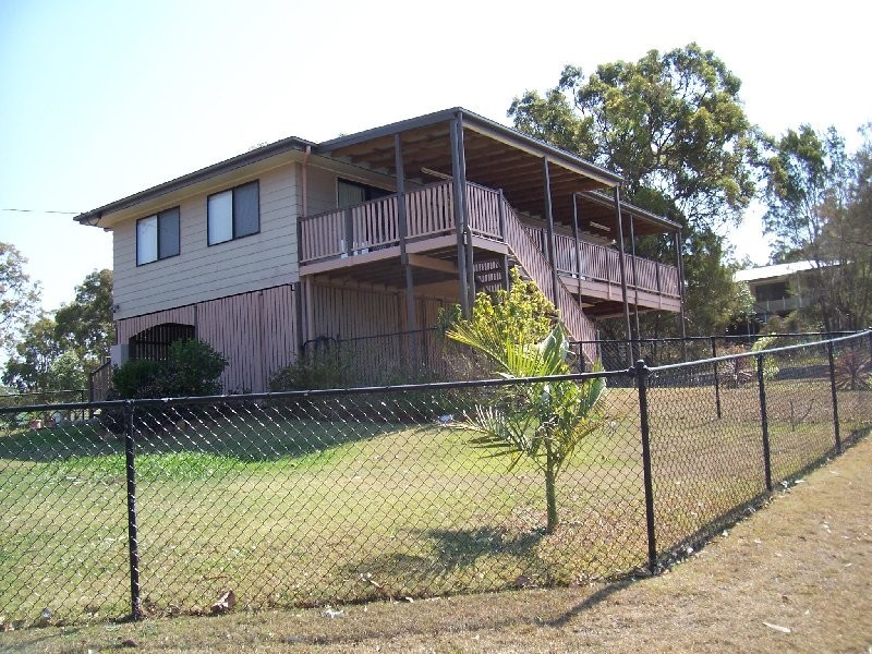 7 KOONWARRA PARADE, Macleay Island QLD 4184