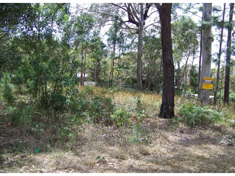 6 PAULA pde, Lamb Island QLD 4184
