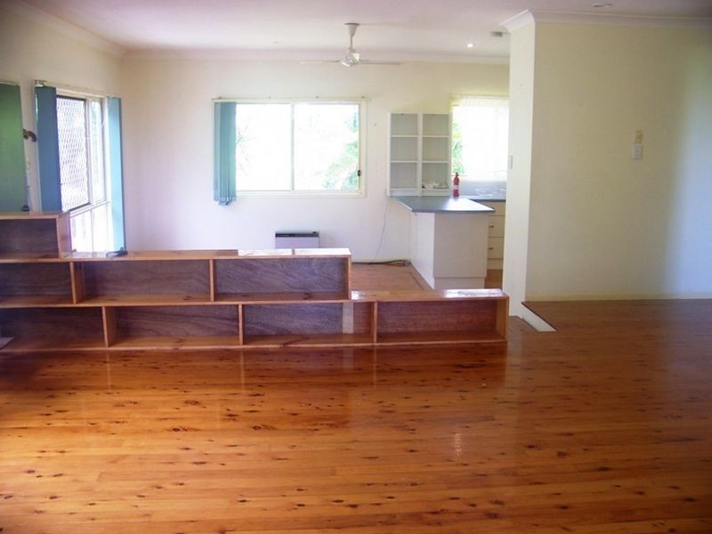 104 Avondale Rd, Russell Island QLD 4184