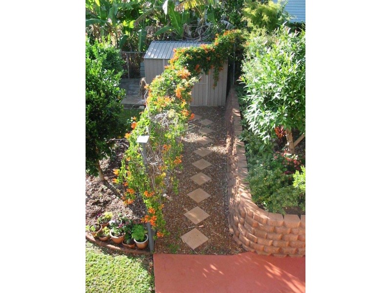33 CAVENDISH  ST, Russell Island QLD 4184