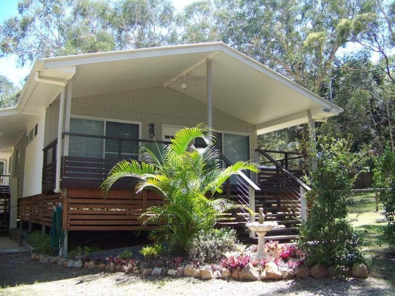 13 Aruma Street, Macleay Island QLD 4184