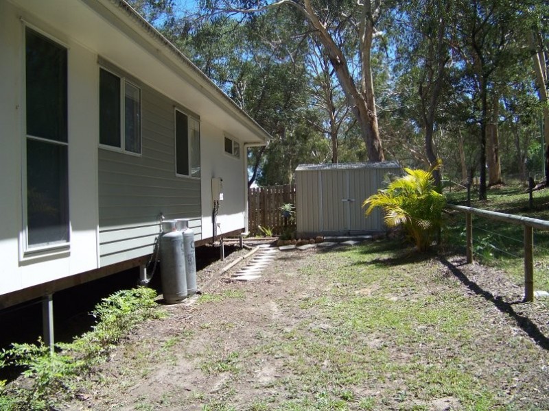 13 Aruma Street, Macleay Island QLD 4184
