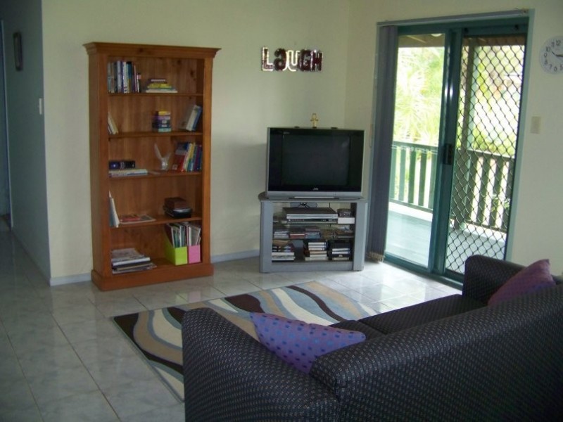 31 Scotts Road, Macleay Island QLD 4184