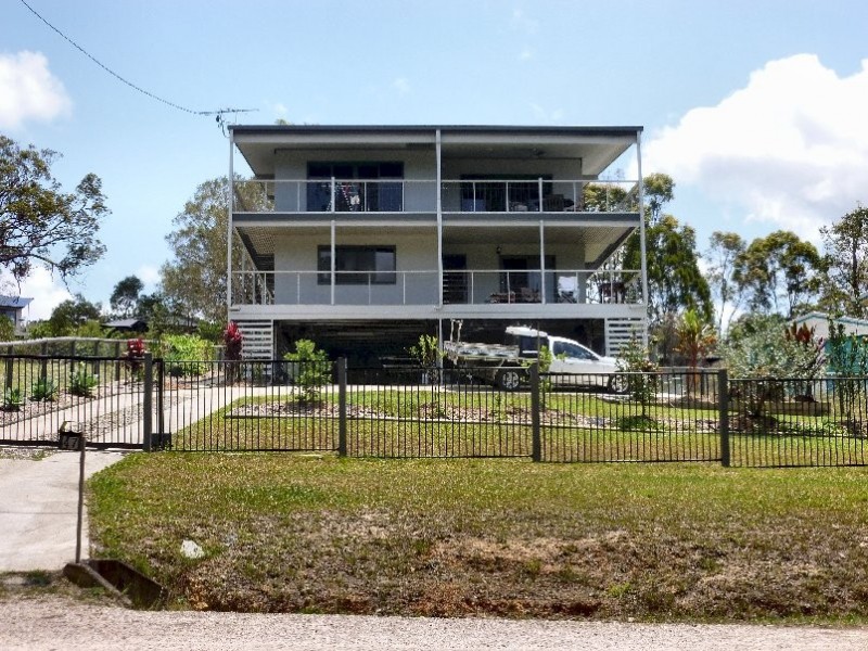 47 Scarborough Street, Macleay Island QLD 4184