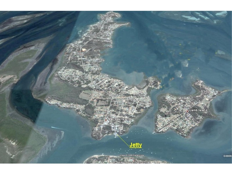 33 SOUTHSEA TCE, Macleay Island QLD 4184