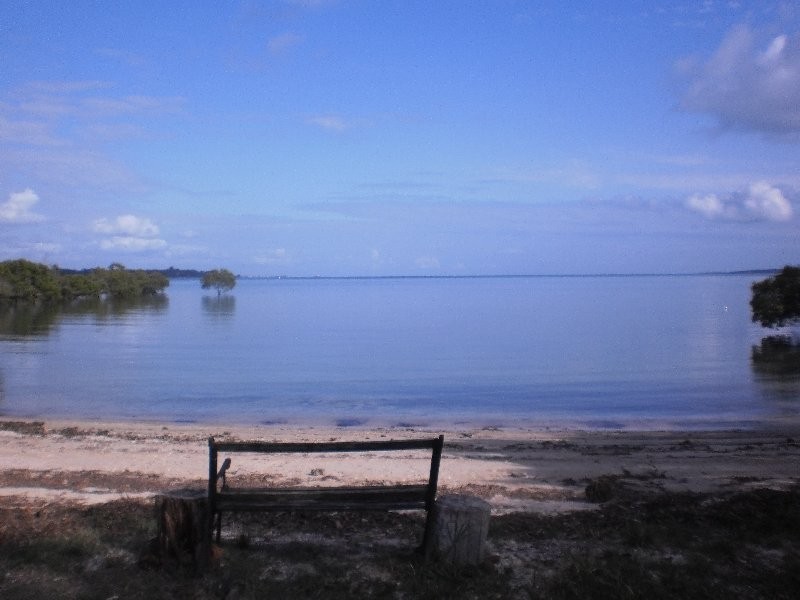 73 COONDOOROOPA DV, Macleay Island QLD 4184