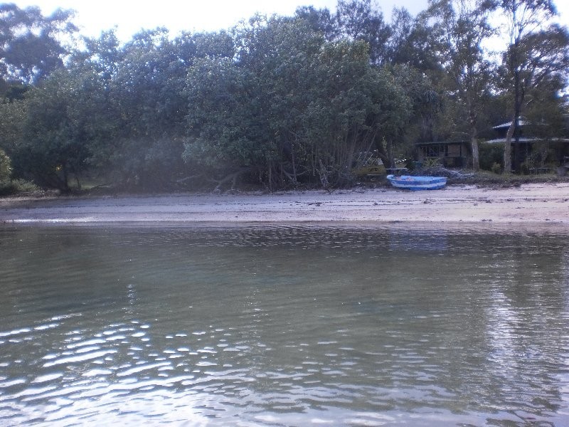 73 COONDOOROOPA DV, Macleay Island QLD 4184