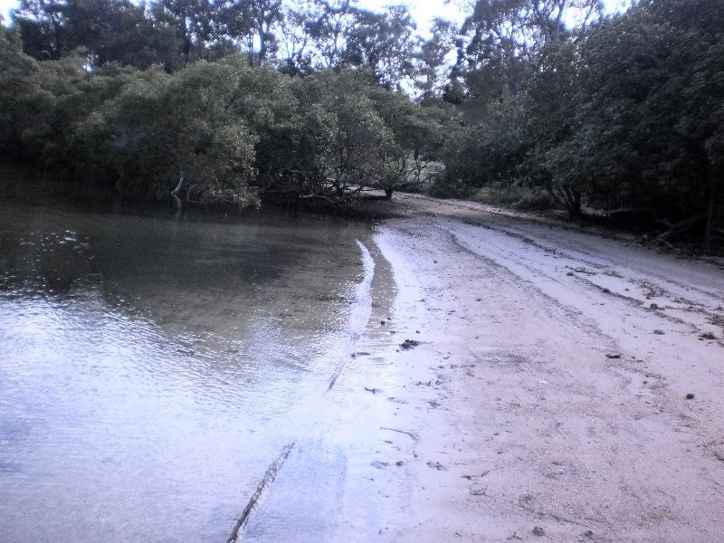 73 COONDOOROOPA DV, Macleay Island QLD 4184