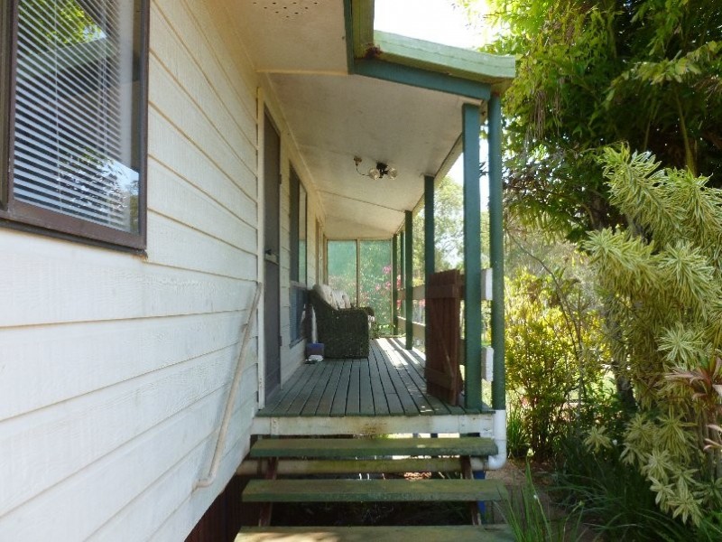 13 COFFEA STREET, Macleay Island QLD 4184