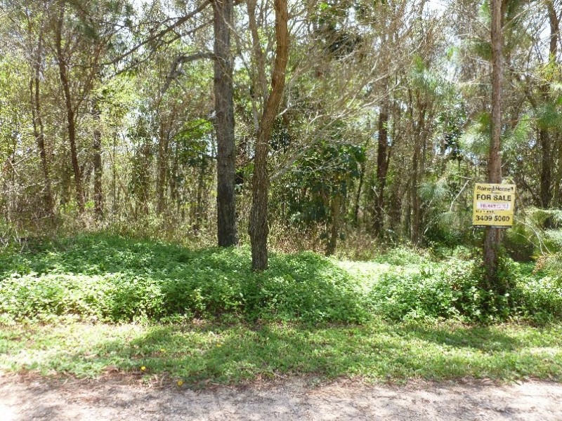 24 LEMONTREE DRIVE, Macleay Island QLD 4184