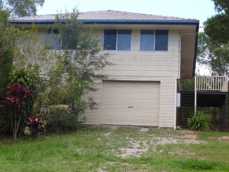41 Scarborough Terrace, Macleay Island QLD 4184