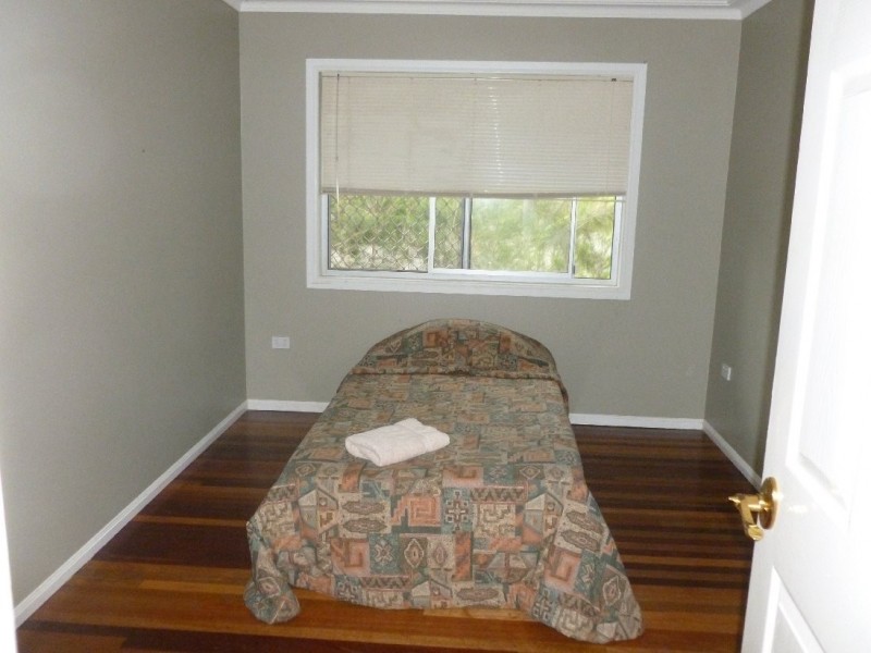 41 Scarborough Terrace, Macleay Island QLD 4184