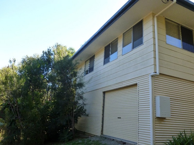 41 Scarborough Terrace, Macleay Island QLD 4184