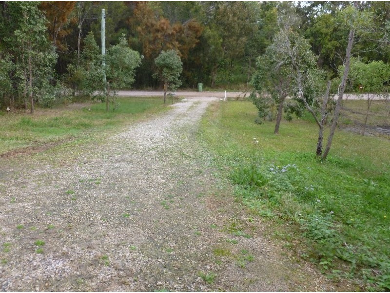41 Scarborough Terrace, Macleay Island QLD 4184