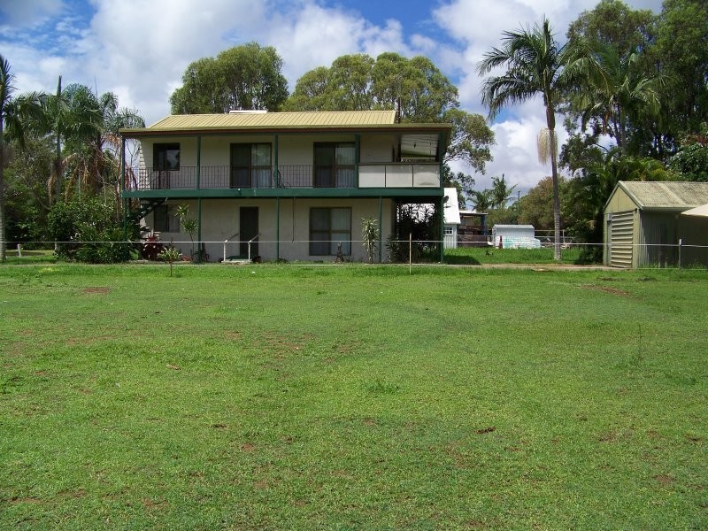 40 CREST HAVEN, Lamb Island QLD 4184