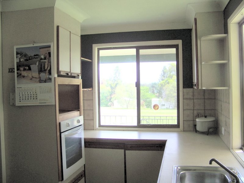 40 CREST HAVEN, Lamb Island QLD 4184