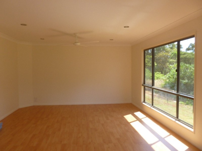 17 Coffea Street, Macleay Island QLD 4184