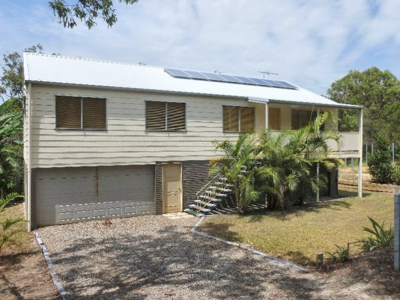 18 HastingsTerrace, Macleay Island QLD 4184