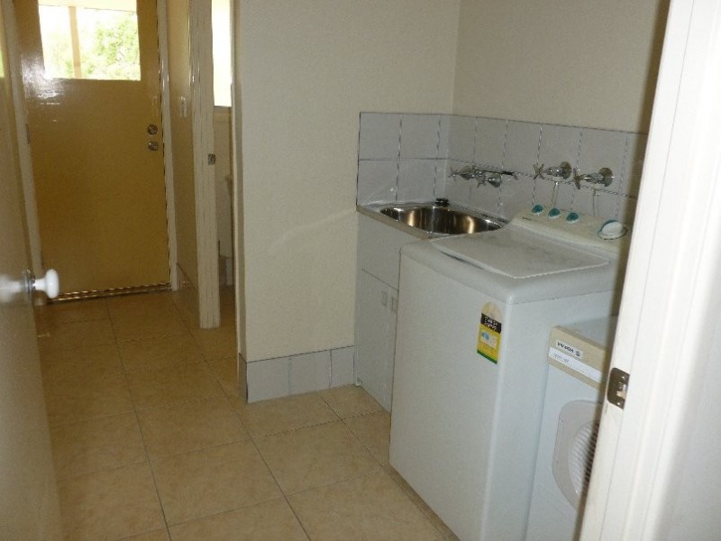 18 HastingsTerrace, Macleay Island QLD 4184