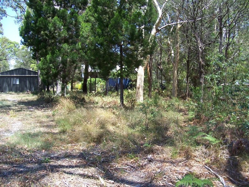 17 NATONE ST, Macleay Island QLD 4184