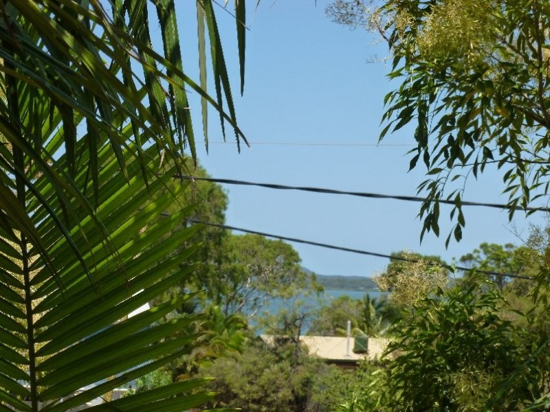 27 MAWARRA STREET, Macleay Island QLD 4184