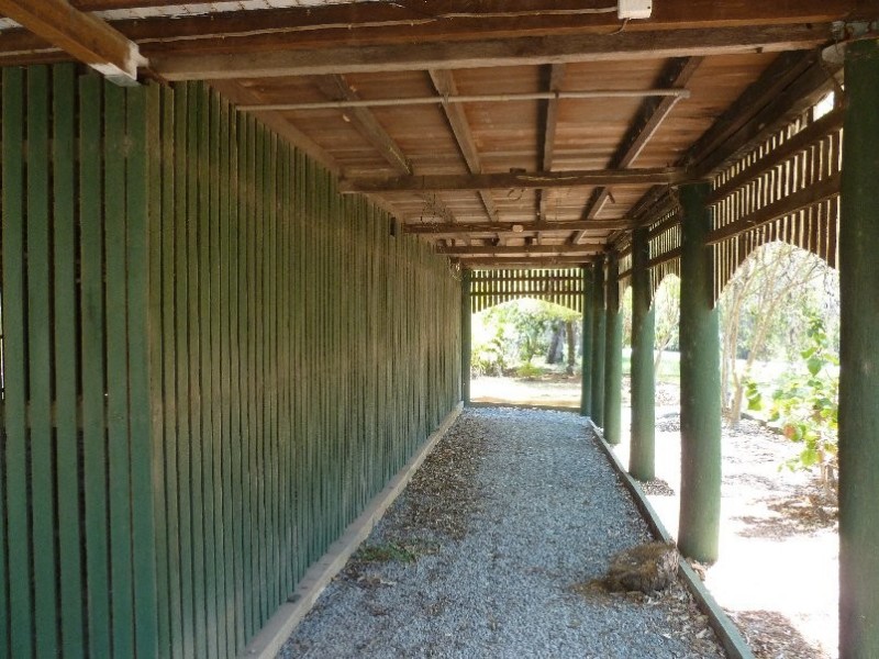 27 MAWARRA STREET, Macleay Island QLD 4184