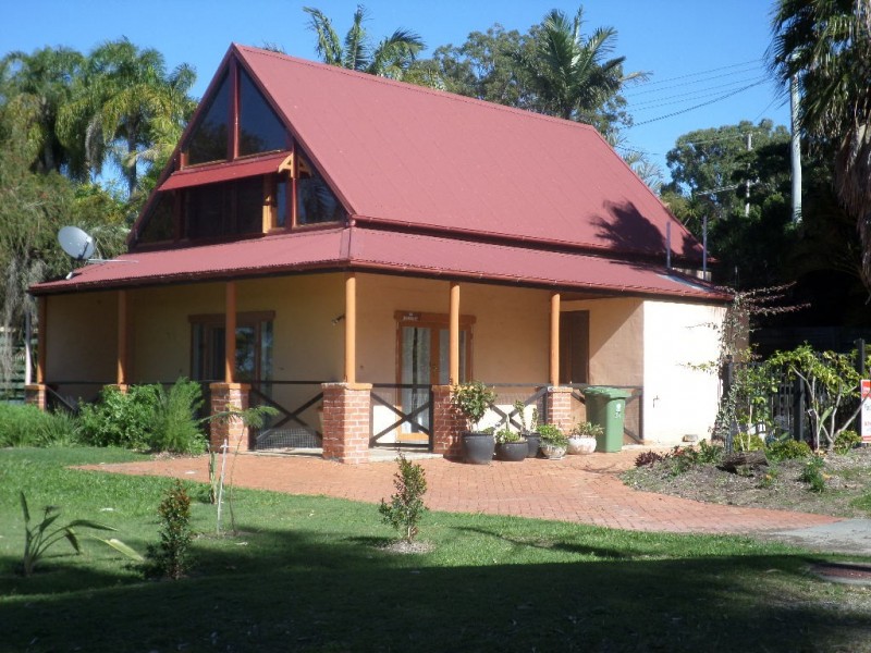 34 KOOBERRY STREET, Macleay Island QLD 4184