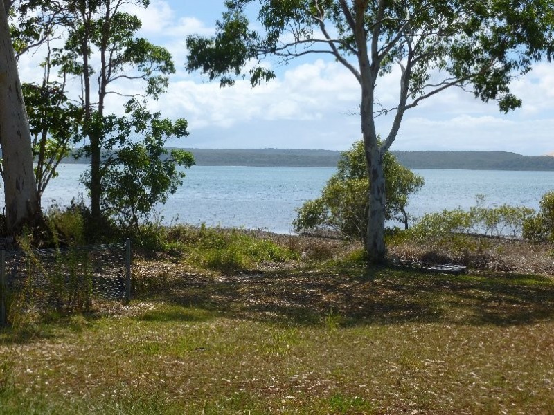34 KOOBERRY STREET, Macleay Island QLD 4184