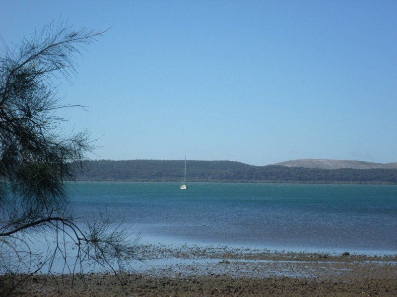 34 KOOBERRY STREET, Macleay Island QLD 4184