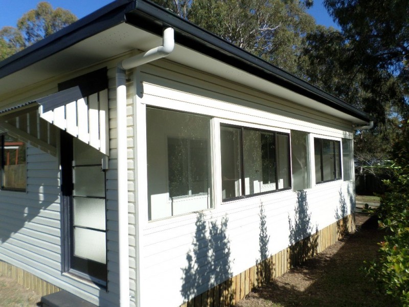 16 DALPURA STREET, Macleay Island QLD 4184