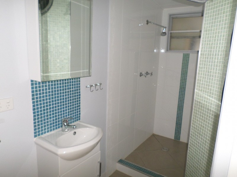 16 DALPURA STREET, Macleay Island QLD 4184