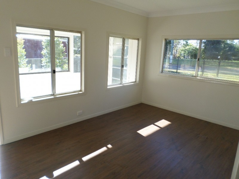 16 DALPURA STREET, Macleay Island QLD 4184