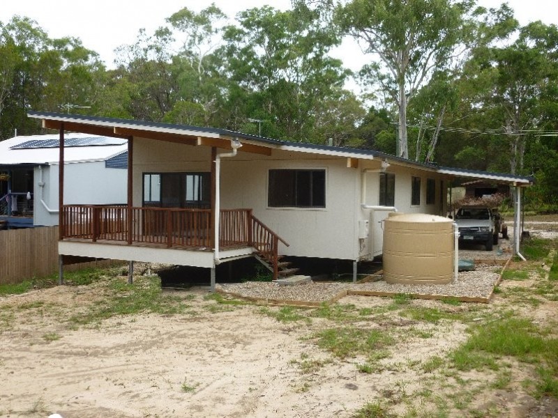 3 Eumina Street, Macleay Island QLD 4184