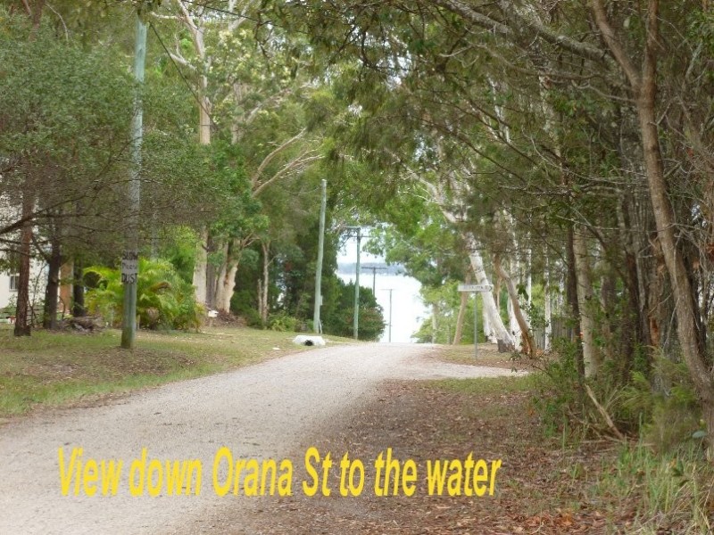 1 EUMINA STREET, Macleay Island QLD 4184