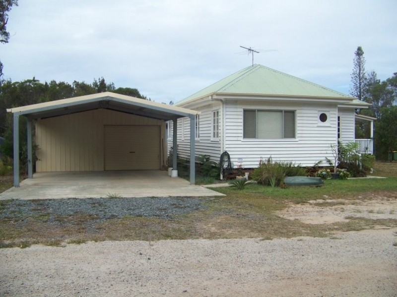 17 Mawson Street, Macleay Island QLD 4184