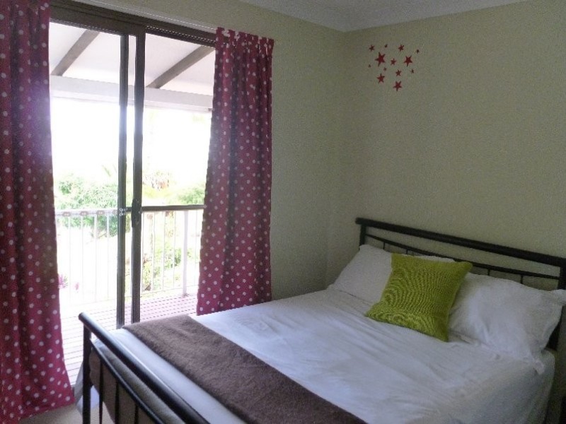 83 COONDOOROOPA DRIVE, Macleay Island QLD 4184