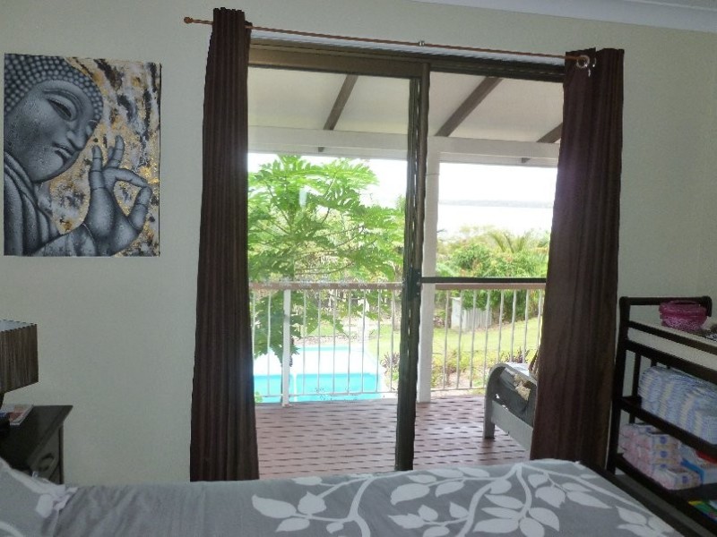 83 COONDOOROOPA DRIVE, Macleay Island QLD 4184