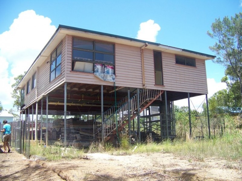 41 Eastbourne Tce, Macleay Island QLD 4184