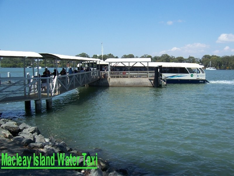 10 PARAKEET ST, Macleay Island QLD 4184