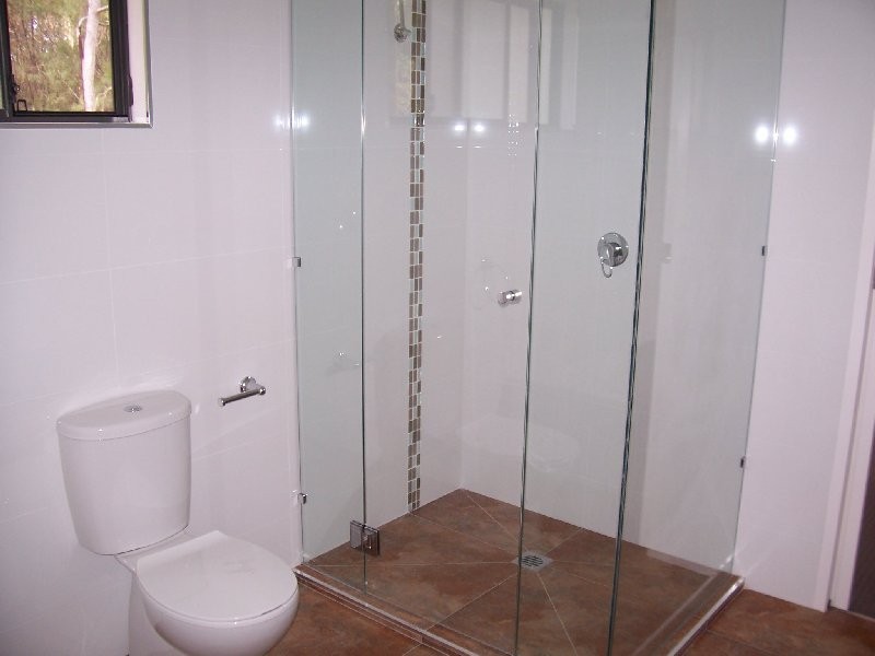 1 TUCKERI STREET, Macleay Island QLD 4184