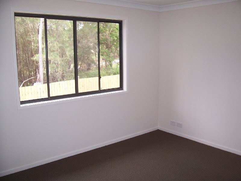 1 TUCKERI STREET, Macleay Island QLD 4184