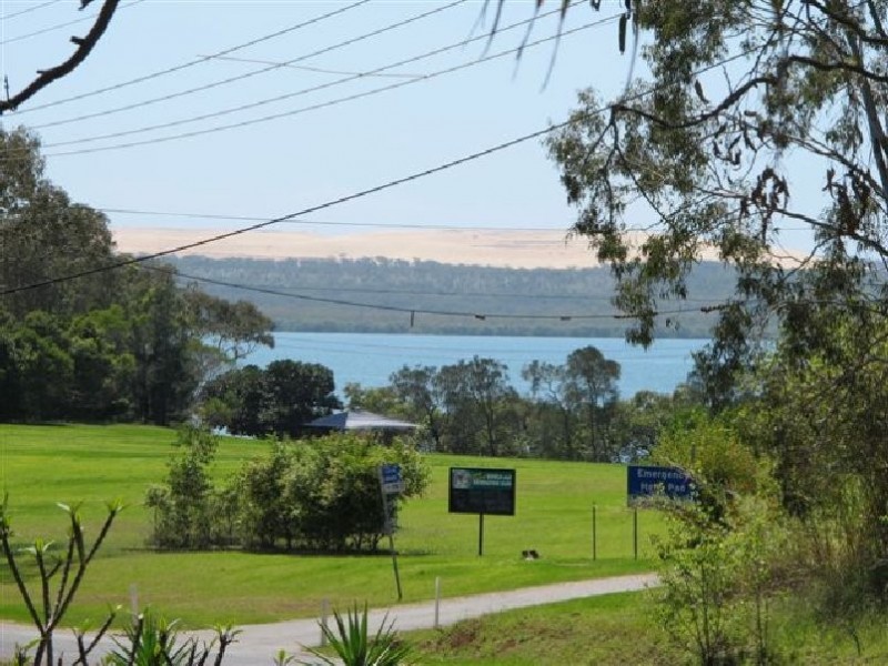 126 LUCAS dr, Lamb Island QLD 4184