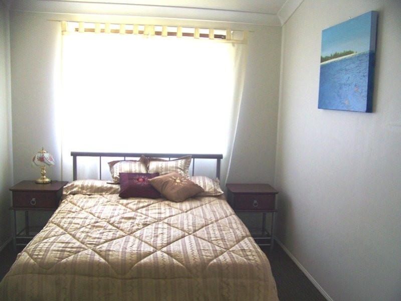 126 LUCAS dr, Lamb Island QLD 4184