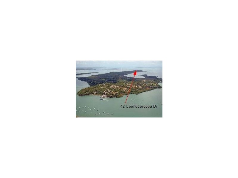 42 COONDOOROOPA DV, Macleay Island QLD 4184