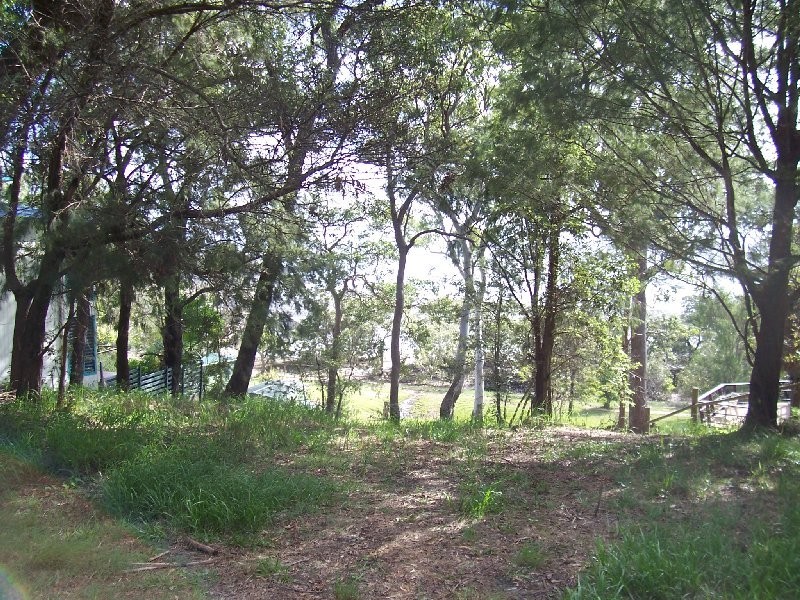 33 COONDOOROOPA DR, Macleay Island QLD 4184