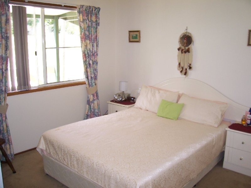 23 DEVANEY ST, Macleay Island QLD 4184