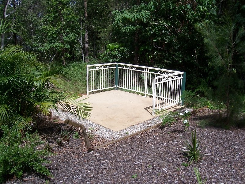 23 DEVANEY ST, Macleay Island QLD 4184