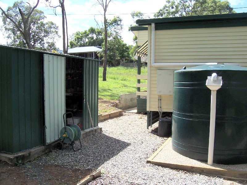 23 DEVANEY ST, Macleay Island QLD 4184